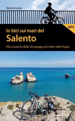 "In bici sui mari del Salento", al Convitto Palmieri la presentazione della guida turistica di Roberto Guido - Corriere Salentino