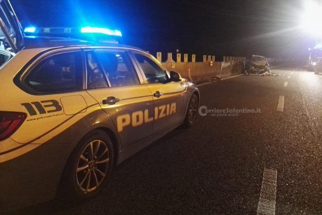 Contromano sulla 101, tremendo schianto tra due auto: quattro feriti, 46enne in prognosi riservata - Corriere Salentino