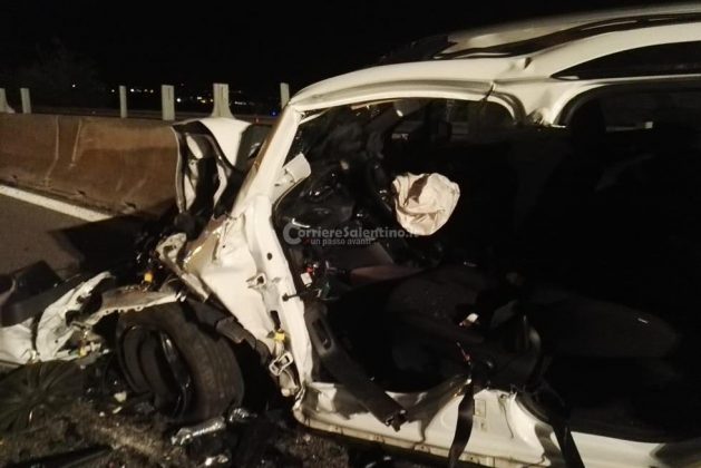 Contromano sulla 101, tremendo schianto tra due auto: quattro feriti, 46enne in prognosi riservata - Corriere Salentino