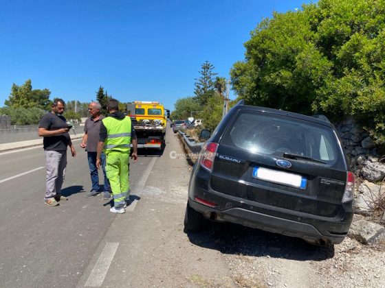 Fuori strada con l'auto, guardrail sfonda il parabrezza: ferito 74enne - Corriere Salentino