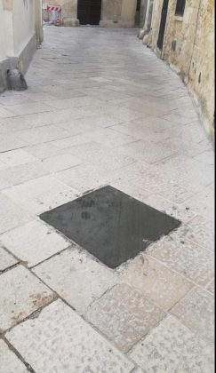 Lavori nel centro, Scorrano contro Open Fiber: “Devastazione”. Replica: “Tutto in regola” - Corriere Salentino