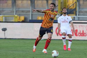 Le pagelle dei giallorossi: la difesa fa acqua, male Falco e Saponara - Corriere Salentino