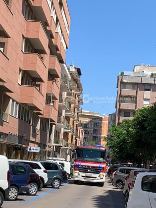 Attimi di paura in pieno centro, "piovono" calcinacci in via Zanardelli: nessun ferito - Corriere Salentino