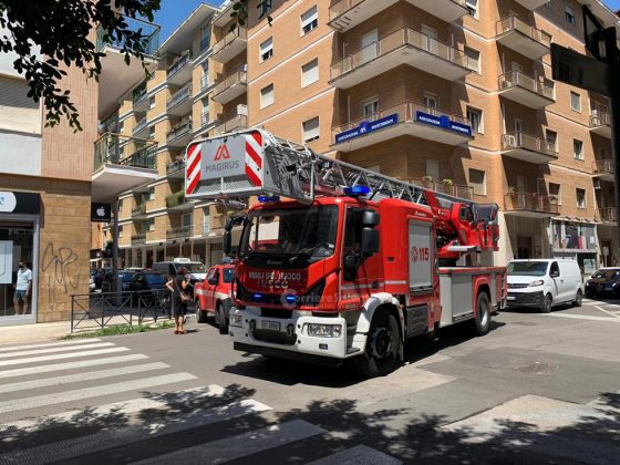 Attimi di paura in pieno centro, "piovono" calcinacci in via Zanardelli: nessun ferito - Corriere Salentino