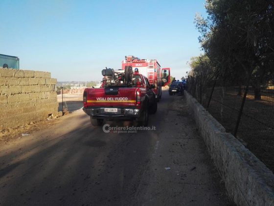 Inferno di fuoco nell'azienda agricola: fiamme minacciano casa e animali. Distrutti mezzi agricoli - Corriere Salentino