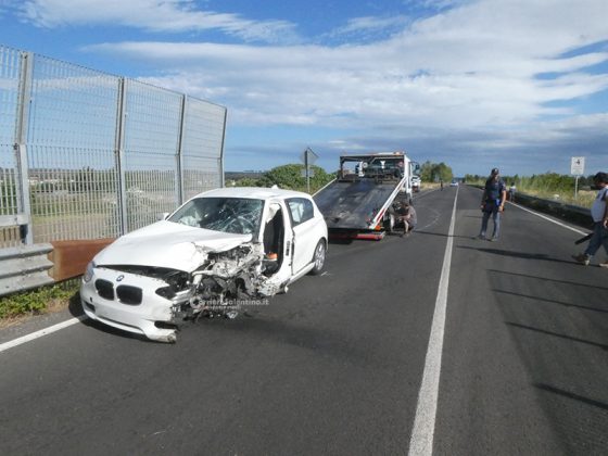 Violento schianto tra due vetture: per i due automobilisti corsa in ospedale con "codice rosso" - Corriere Salentino