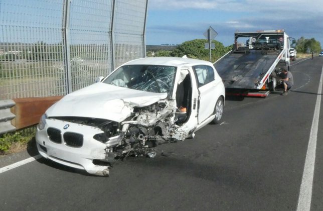 Violento schianto tra due vetture: per i due automobilisti corsa in ospedale con "codice rosso" - Corriere Salentino