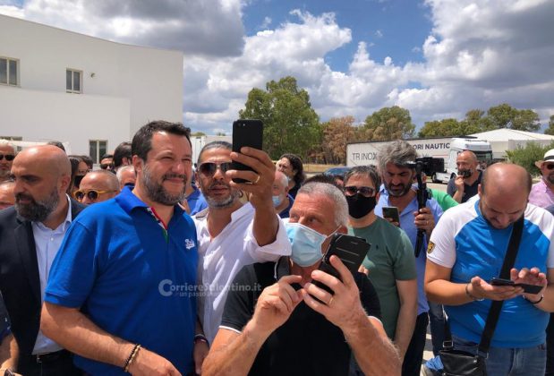 Salvini nel Sud Salento. Bordate a Emiliano: “Fa accordicchi perché ha paura”. La competizione con i fittiani - Corriere Salentino