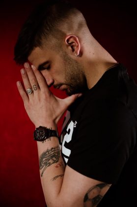 Santo Nueve, il “calciatore-trapper” salentino segna un nuovo gol nel mondo della musica - Corriere Salentino