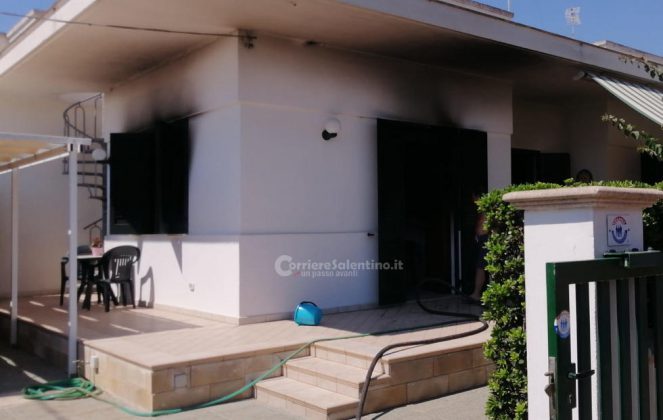 Divampa incendio in casa, fiamme raggiungono bombola d'ossigeno: scongiurata esplosione - Corriere Salentino