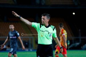 I giallorossi perdono anche nello scontro salvezza, Lecce-Sampdoria 1-2. Arbitraggio discutibile - Corriere Salentino