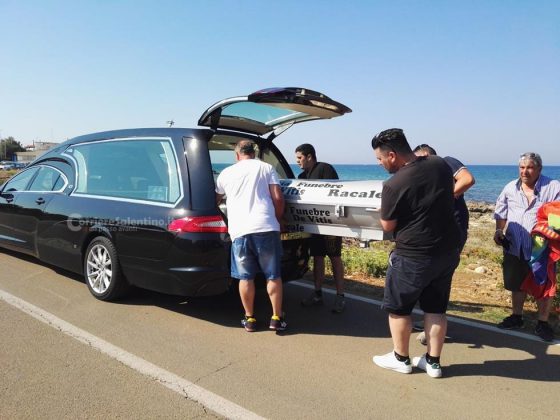 Tragico bagno al mare di sera: ritrovato cadavere all'alba. Malore fatale per un 80enne - Corriere Salentino