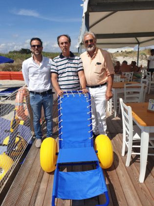 Accessibilità, il Rotary Club dona una sedia Job all'associazione Sunrise di San Foca - Corriere Salentino