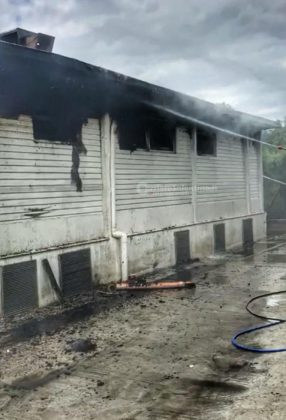 Paura nello stabilimento del villaggio turistico: incendio nella struttura piena di ospiti - Corriere Salentino