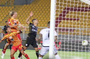 Il Lecce perde in casa contro il Parma e torna in serie B - Corriere Salentino