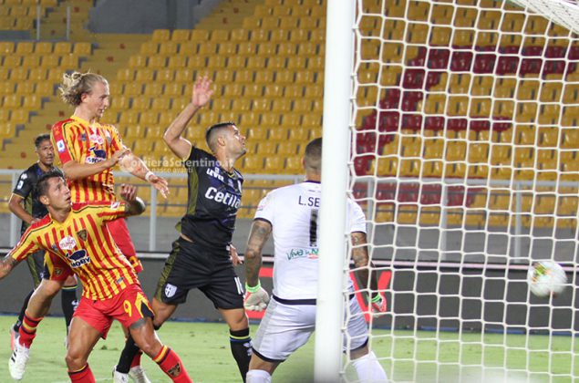 Il Lecce perde in casa contro il Parma e torna in serie B - Corriere Salentino