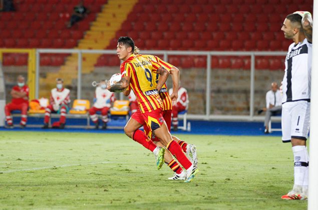 Il Lecce perde in casa contro il Parma e torna in serie B - Corriere Salentino