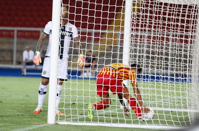 Il Lecce perde in casa contro il Parma e torna in serie B - Corriere Salentino
