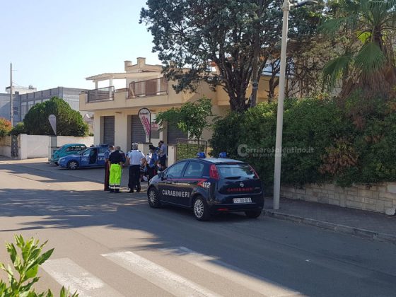 Sbarco all'alba a Porto Selvaggio: rintracciati a terra 77 migranti, 32 sono minori - Corriere Salentino