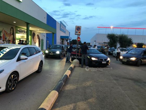 Militari in borghese al centro commerciale, inseguito ed arrestato uno spacciatore - Corriere Salentino