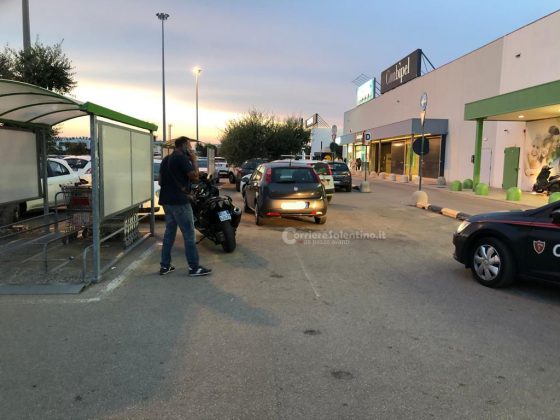 Militari in borghese al centro commerciale, inseguito ed arrestato uno spacciatore - Corriere Salentino