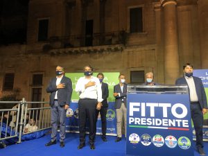 Fitto a Lecce: “Le istituzioni regionali piegate a frenare l’onda del centrodestra che li travolgerà” - Corriere Salentino