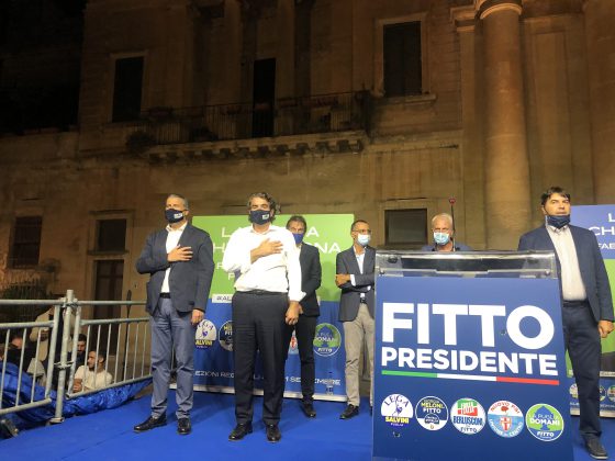 Fitto a Lecce: “Le istituzioni regionali piegate a frenare l’onda del centrodestra che li travolgerà” - Corriere Salentino
