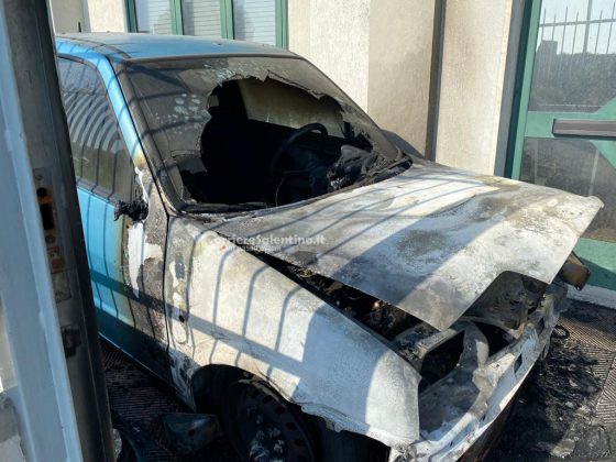 Notte "rovente" in città, alle fiamme quattro auto. Altro rogo nel basso Salento - Corriere Salentino