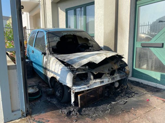 Notte "rovente" in città, alle fiamme quattro auto. Altro rogo nel basso Salento - Corriere Salentino