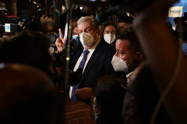 Emiliano bis: “In Puglia è ancora primavera! A Renzi non voglio dire niente”. Dolore Fitto nel centrodestra - Corriere Salentino