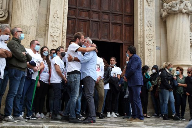 L'ultimo saluto a Daniele, Seccia: "Chiediamo a Dio ravvedimento per chi ha commesso questo atroce delitto, si costituisca" - Corriere Salentino