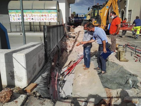 A lavoro sulla rete elettrica: operaio 62enne resta folgorato da una scarica. Corsa in ospedale - Corriere Salentino