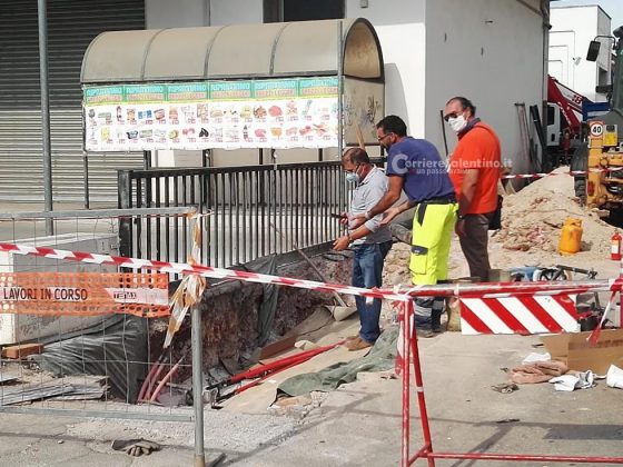 A lavoro sulla rete elettrica: operaio 62enne resta folgorato da una scarica. Corsa in ospedale - Corriere Salentino