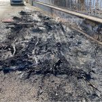 Doppio incendio d'auto nella notte, incerte le cause: al vaglio i filmati delle telecamere - Corriere Salentino