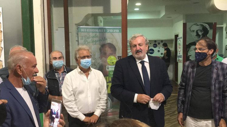 Emiliano esalta l’ala moderata della sua coalizione: “Mazzei è un galantuomo di raffinata competenza” - Corriere Salentino