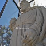 Sfregio alla statua di San Pio, identificato l'autore: "Chiedo scusa, risarcirò i danni" - Corriere Salentino