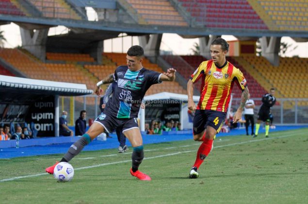 Coppa Italia: il Lecce batte la FeralpiSalò e passa il turno. Segnano Henderson e Dubickas - Corriere Salentino