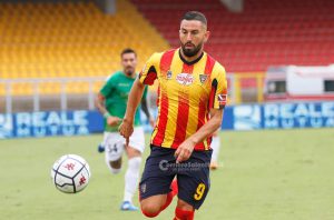 Le pagelle dei giallorossi: più di qualcuno ha la testa altrove; bene Zuta e Listkovski - Corriere Salentino