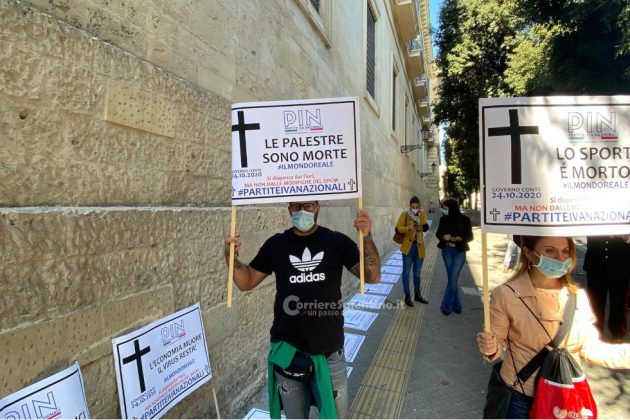 Commercianti e partite IVA in protesta: “Siamo stati dimenticati già nella prima fase”. Incontro in Prefettura - Corriere Salentino