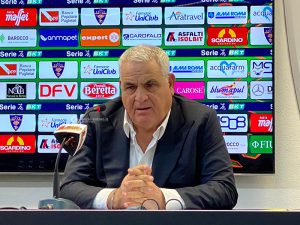 Stepinski: "Quando il mio procuratore mi ha detto di Lecce gli ho risposto così". Corvino sul calciomercato: "Mi sono spremuto" - Corriere Salentino