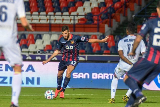 Giallorossi spreconi e finisce in pari. Cosenza-Lecce 1-1 - Corriere Salentino