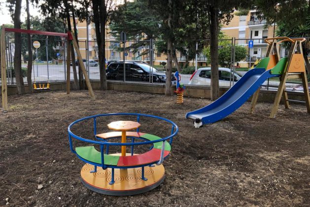 Il Lions Club Lecce Messapia dona arredi e parco giochi all’Associazione “Amici Miei” - Corriere Salentino