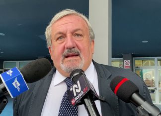 Per la giunta Michele Emiliano se la prende comoda: dopo la proclamazione. Troppi nodi da sciogliere