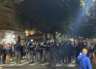 Tensioni durante il corteo contro le disposizione governative anti Covid: tre condanne e altrettante assoluzioni