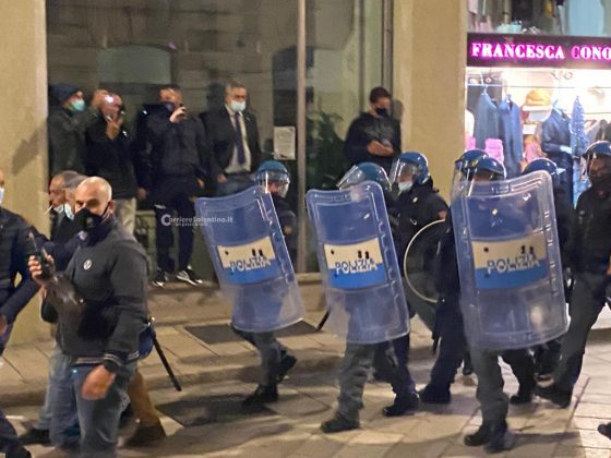 Anche a Lecce cresce la protesta nata sui social di commercianti, gestori di locali: tutti in piazza - Corriere Salentino
