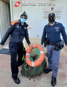 Lido abusivo, scatta nuovo sequestro. Multato pescatore di frodo: nel retino 400 ricci dell'area marina protetta - Corriere Salentino