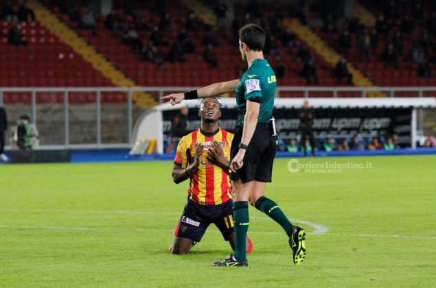 Il Lecce risorge nel secondo tempo e acciuffa un pari, con la Cremonese finisce 2-2 - Corriere Salentino