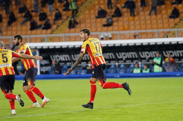 Il Lecce risorge nel secondo tempo e acciuffa un pari, con la Cremonese finisce 2-2 - Corriere Salentino