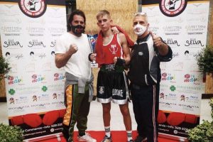 “Pugni al via”: Yary Bove della Boxe Terra d'Otranto conquista la vittoria - Corriere Salentino