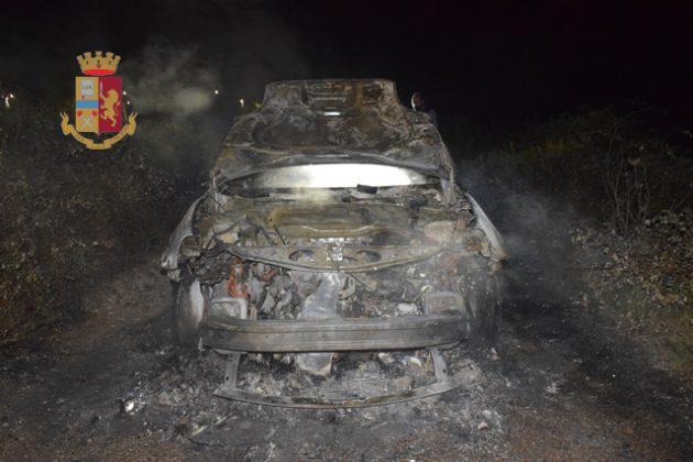 Rapinano auto per un debito di droga: "Porta i soldi e te la ridiamo", arrestati tre giovani leccesi - Corriere Salentino